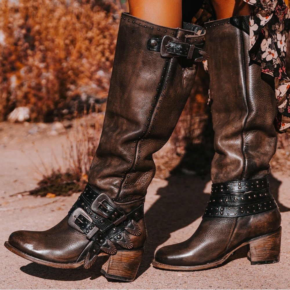 NWT FREEBIRD CLEO Black Leather Distressed Boots |Size 6 PRICE FIRM!!! - Picture 1 of 8